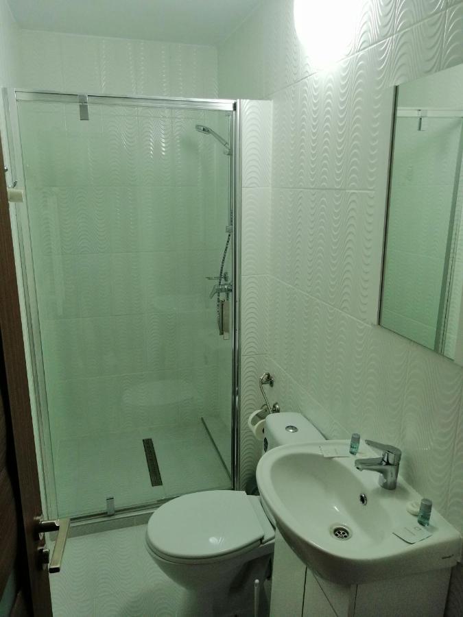 Hotel Casa Gabi'S à Orşova Extérieur photo
